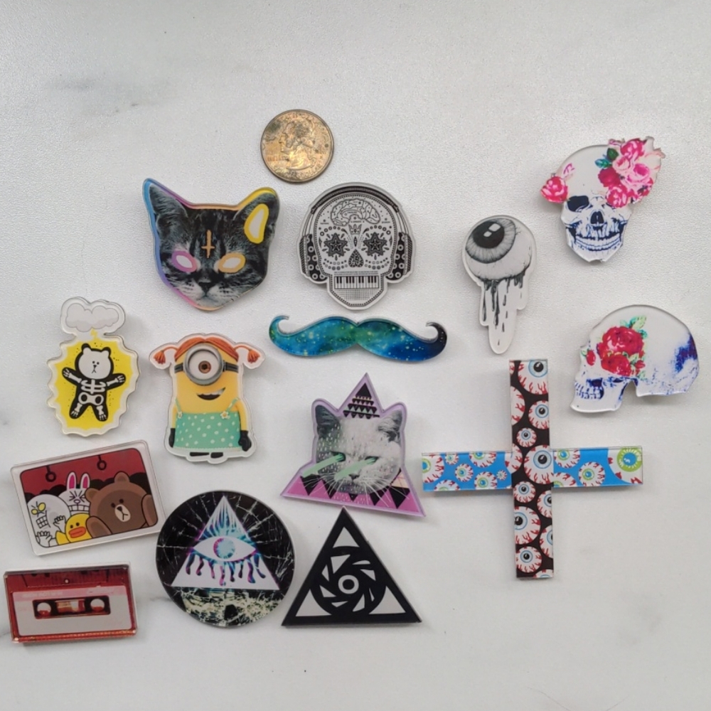 NEW A bunch of cool pins / brooches (set of 14)